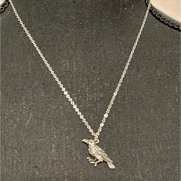Raven “Nevermore” necklace - Picture 3 of 4